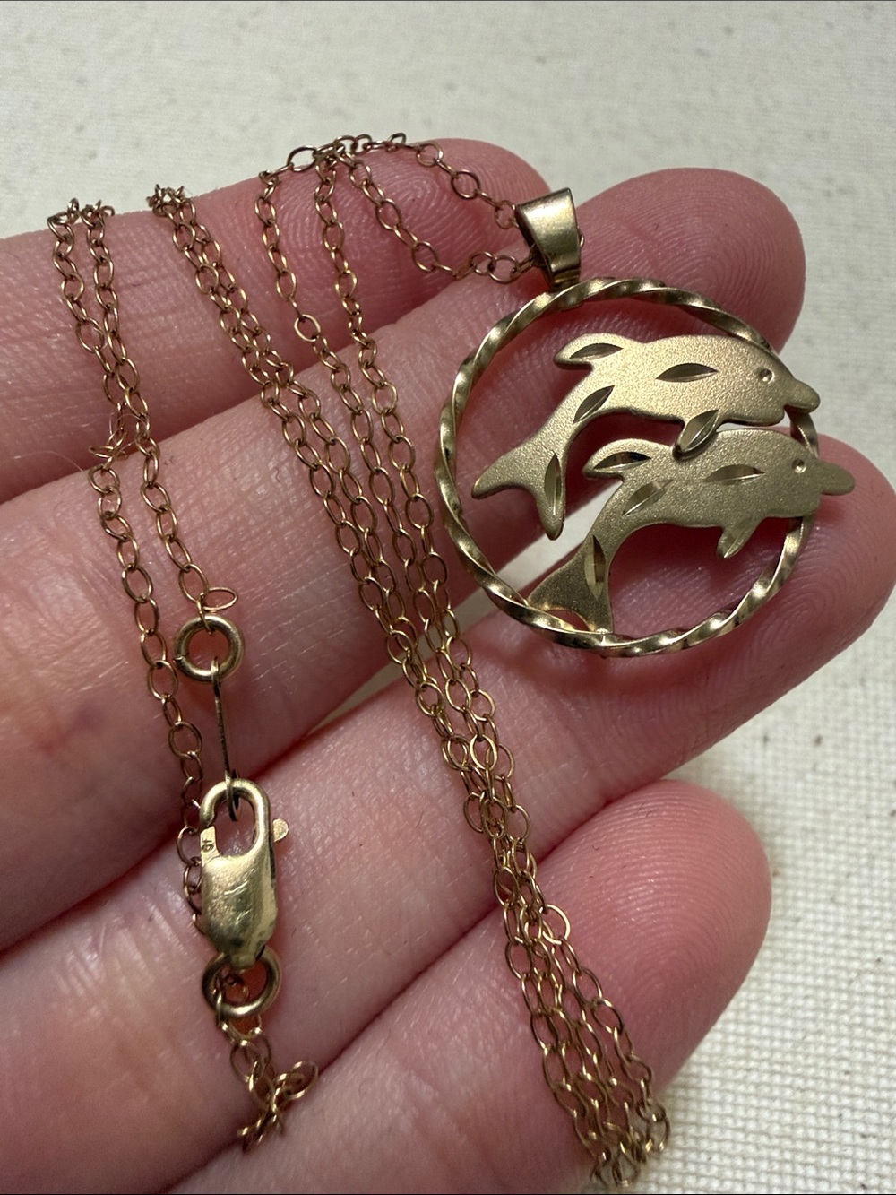 Lovely 1/20 14K Gold Filled(GF) Dolphin Pendant Necklace 17’ inch chain